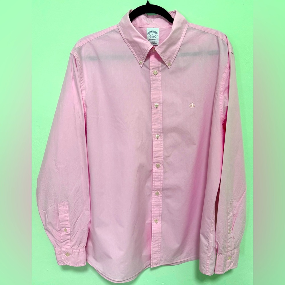 Brook Brothers

Size L

Color : Pink